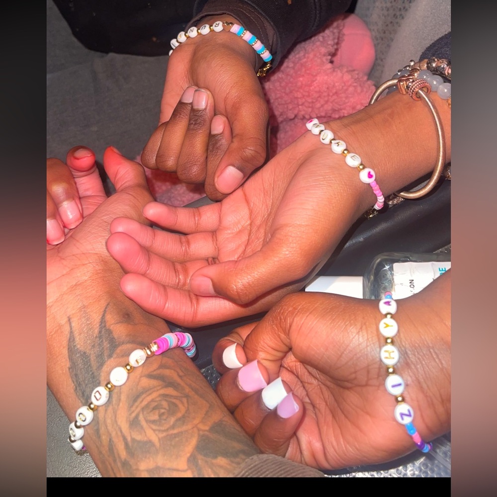 Sister group of 4 name bracelets